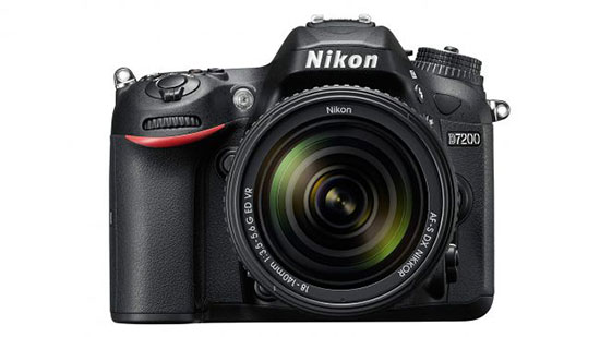 Nikon D7200 (نیکون دی ۷۲۰۰)