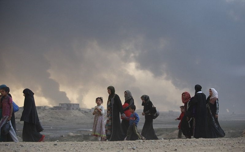 داعش چاه‌های نفت عراق را آتش زد