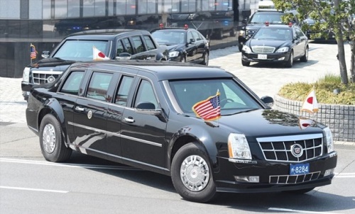 باراک اوباما خودروی لیموزین کادیلاک