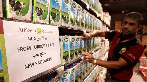 قفسه‌ فروشگاه‌های قطری در محاصره محصولات ترکیه‌ای