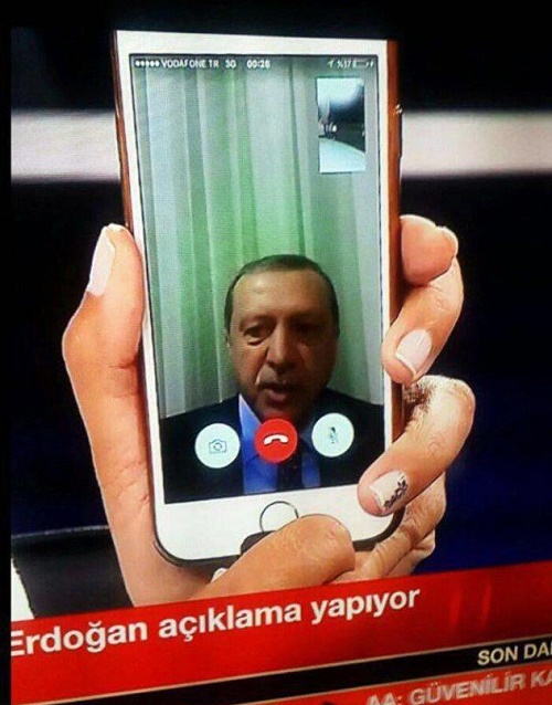 قیمت میلیاردی برای گوشی معروف کودتای ترکیه !