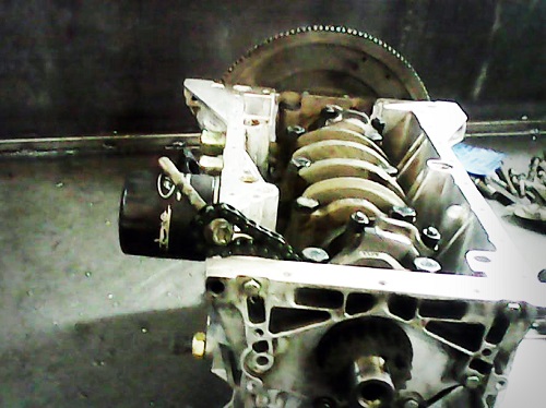 یاتاقان زدن ماشین مکانیک مشخصات پژو 405 قیمت روغن موتور قیمت پژو 405 سایت مکانیک انواع روغن موتور آموزش تعویض روغن آموزش تعمیر خودرو