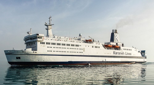 کشتی کروز اقیانوس پیما در قشم پهلو گرفت