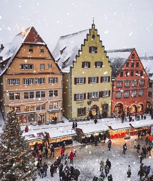 بهترین زمان برای رزرو  بلیط برلین