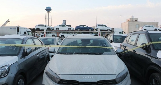 خودروهای وارداتی در حال ترخیص و ارسال به تهران