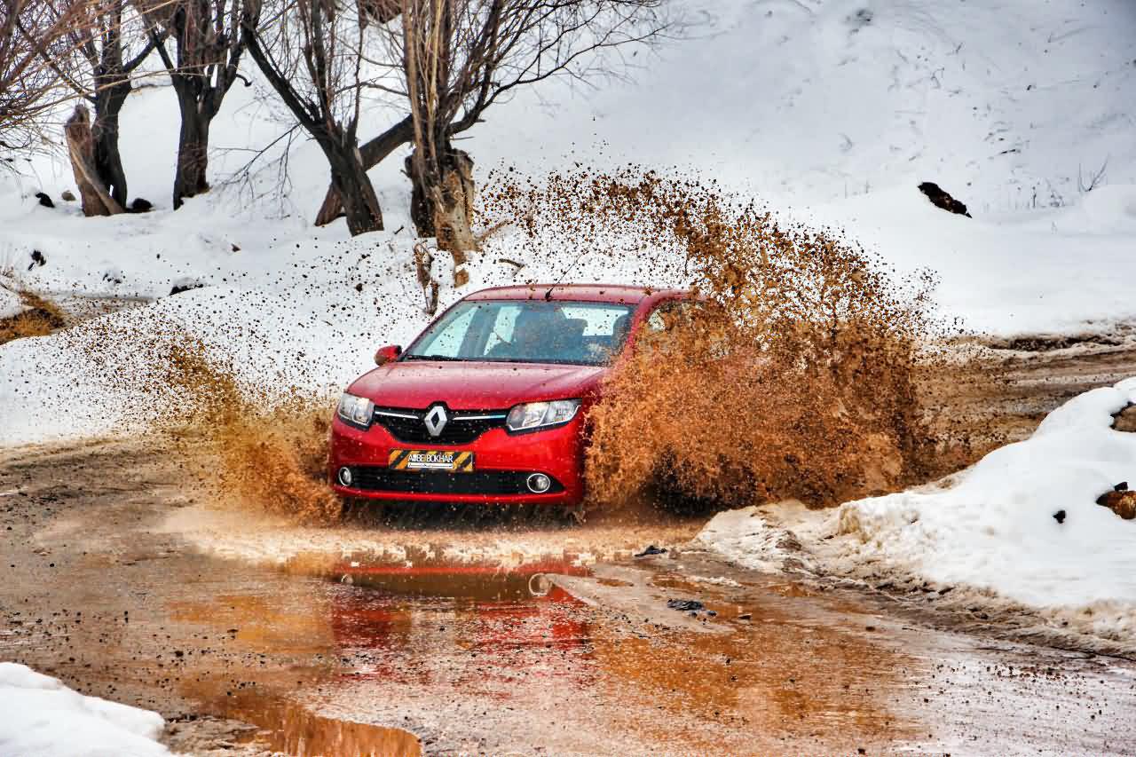 تست و بررسی رنو سیمبل