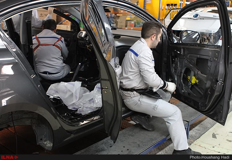 خط تولید پارس خودرو 