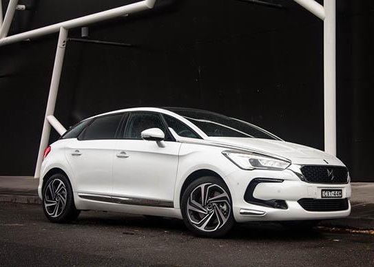 فروش استثنایی DS5 در ایران آغاز شد