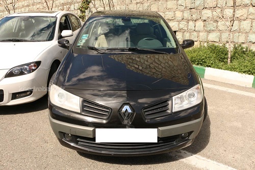 کدام دست دوم را بخریم؟ مزدا3 قدیم یا رنو مگان؟